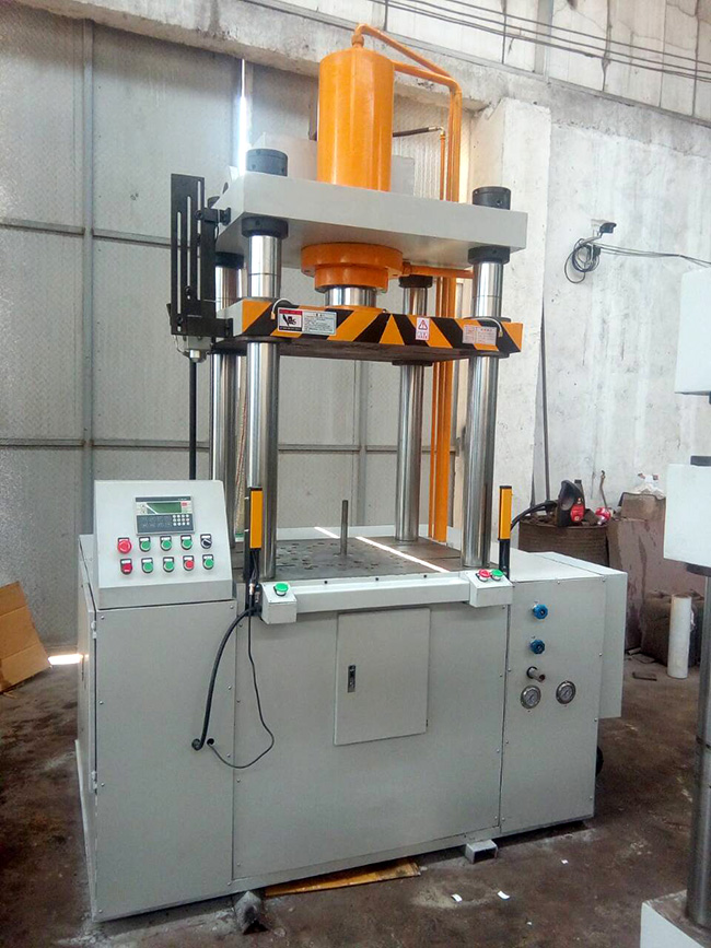 四柱液壓機壓力過大時會產生什么影響？