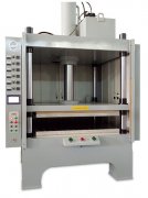 為什么四柱液壓機的活塞泵噪聲大，振動